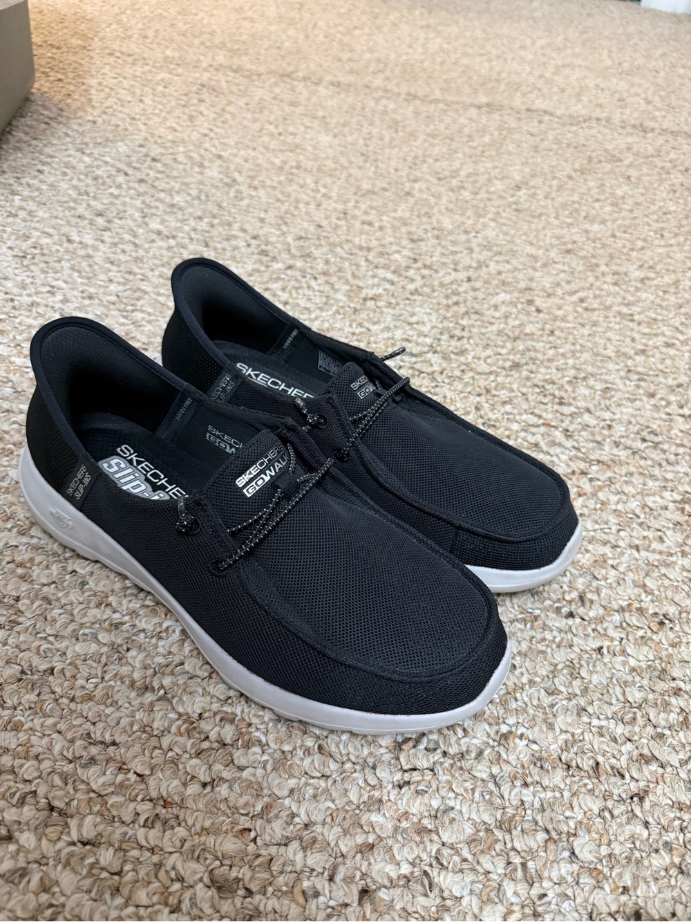 Skechers women’s Slip-ins Sneakers